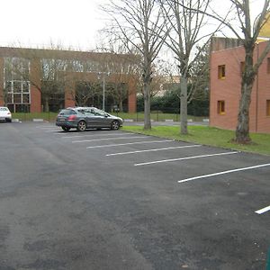 Première Classe Toulouse Sud - Labège Innopole